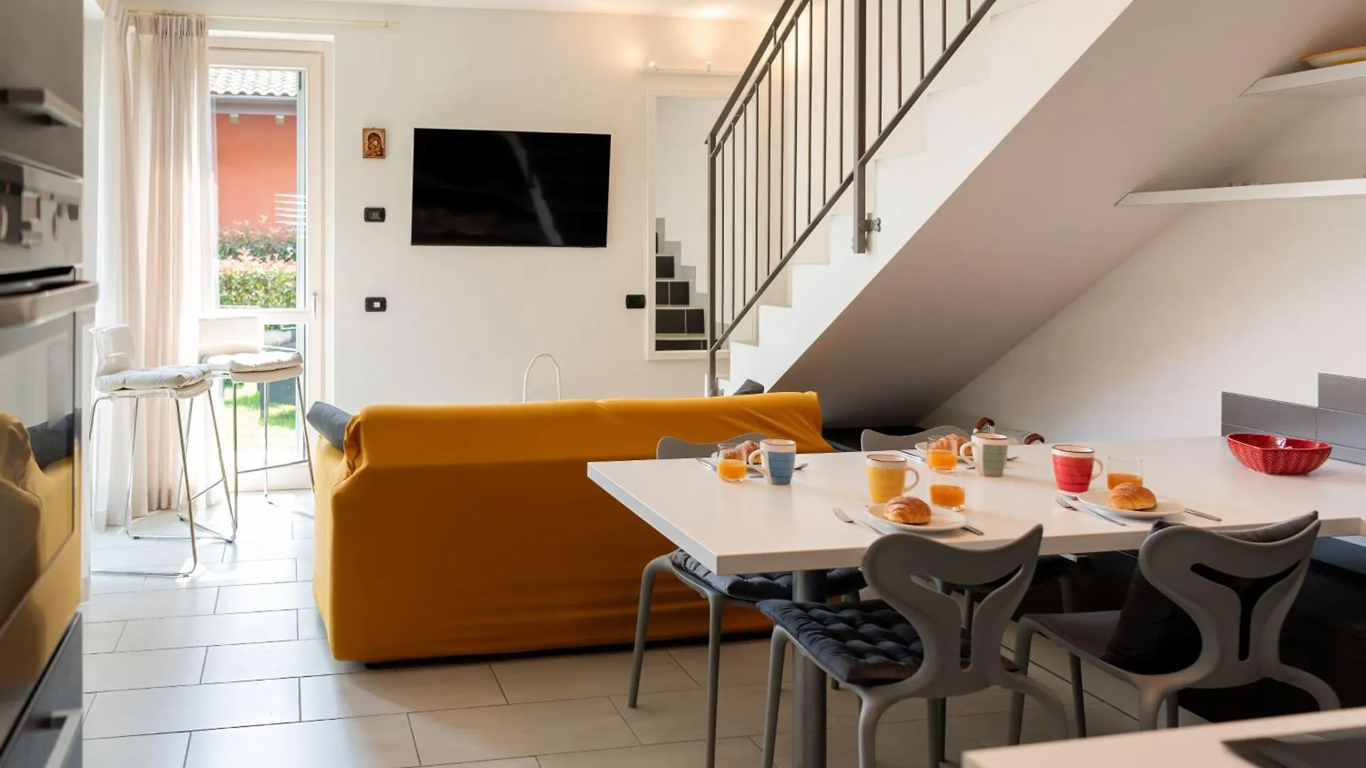Holiday home Sant'Anna Villetta Giardino - Pianello Del Lario By Lovecomo